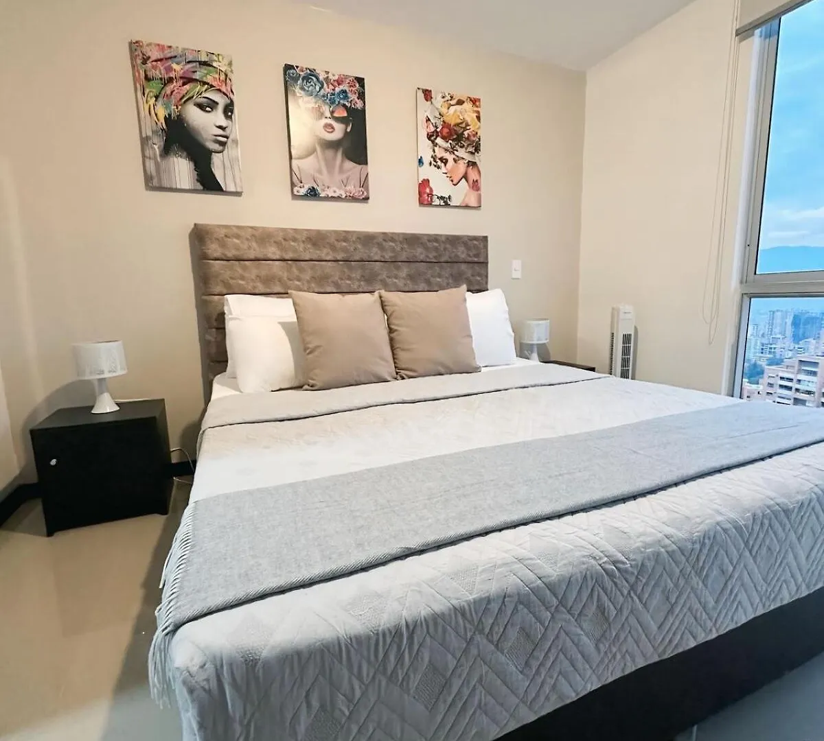 23Rd Floor Luxury Apartment 5 Min From Provenza Medellin